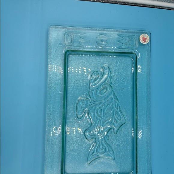 First Nations Vintage Heavy Glass Platter w/ A Raised Salmon.  Made In Canada. - Picture 7 of 11